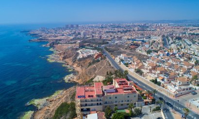 Resale - Villa - Torrevieja