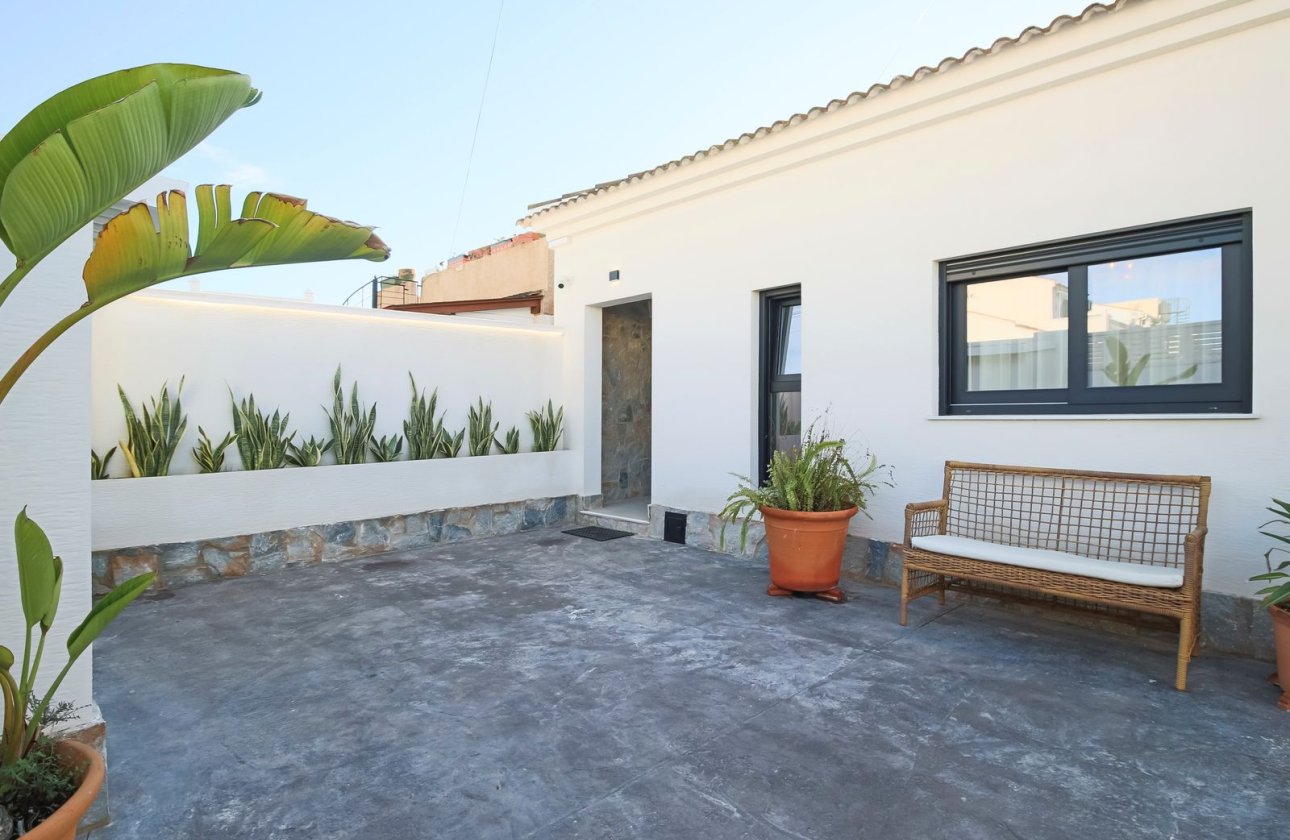 Reventa - Villa - Torrevieja