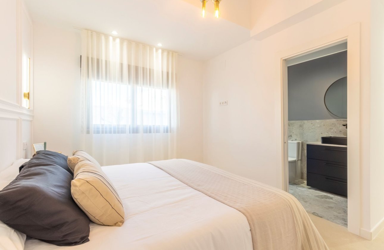 Reventa - Villa - Torrevieja