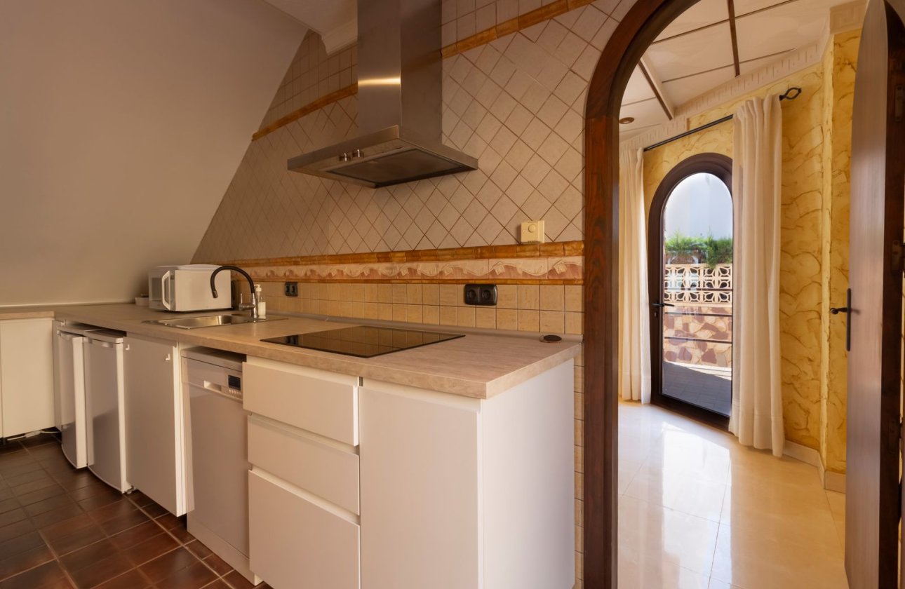 Resale - Villa - La Zenia