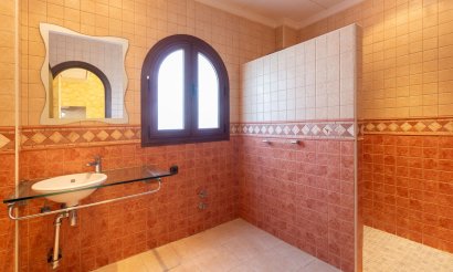 Resale - Villa - La Zenia