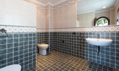 Resale - Villa - La Zenia