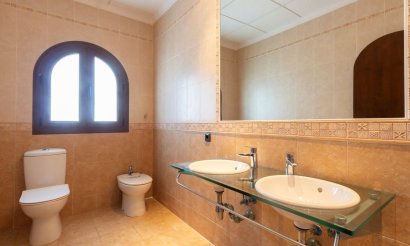 Resale - Villa - La Zenia