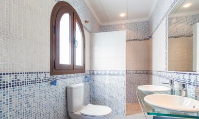 Resale - Villa - La Zenia