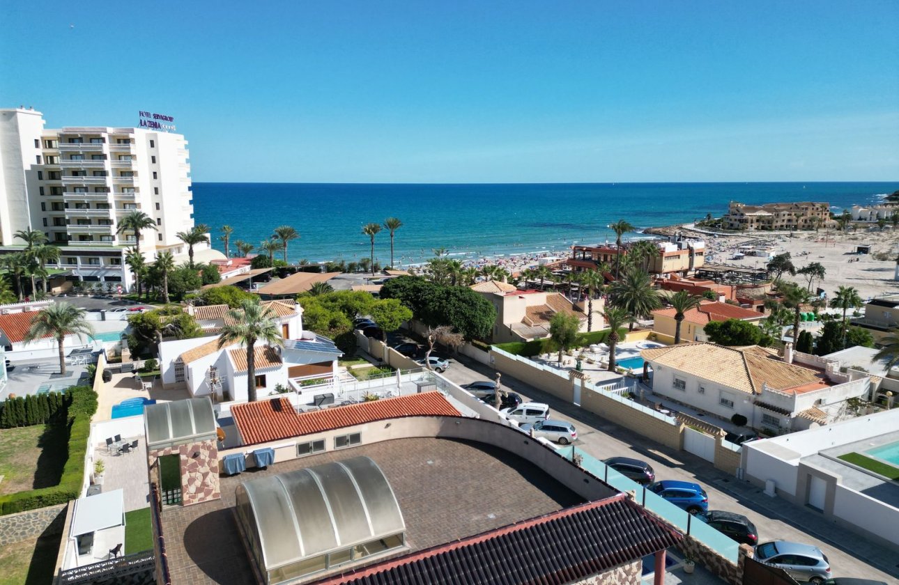 Resale - Villa - La Zenia