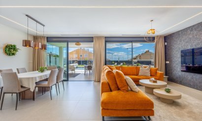 Resale - Villa - Torrevieja - Aguas Nuevas