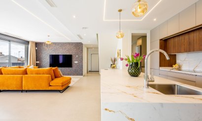 Resale - Villa - Torrevieja - Aguas Nuevas