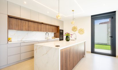 Resale - Villa - Torrevieja - Aguas Nuevas