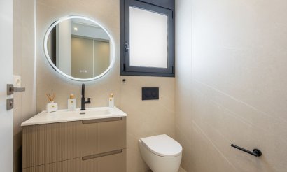 Resale - Villa - Torrevieja - Aguas Nuevas