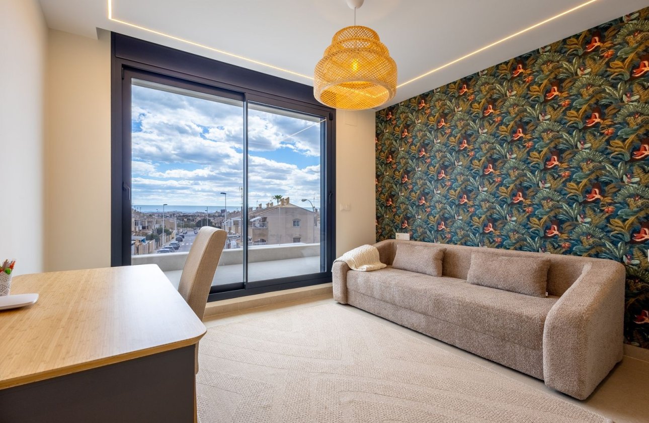 Resale - Villa - Torrevieja - Aguas Nuevas