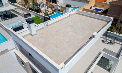 Resale - Villa - Torrevieja - Aguas Nuevas