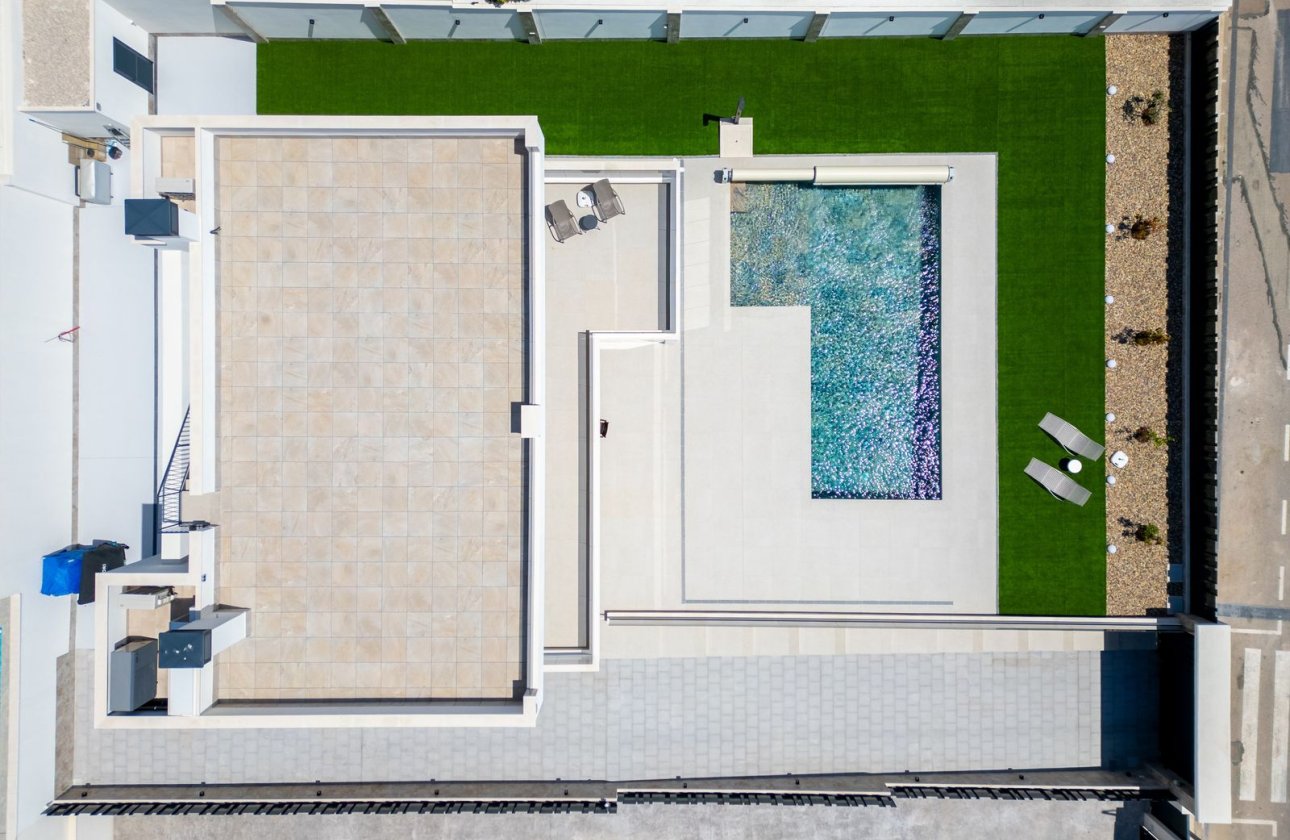 Resale - Villa - Torrevieja - Aguas Nuevas