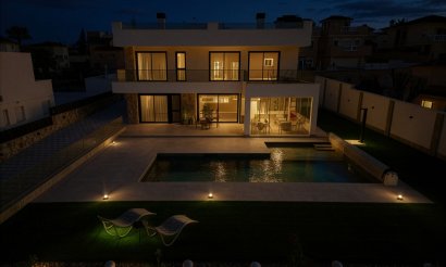 Resale - Villa - Torrevieja - Aguas Nuevas