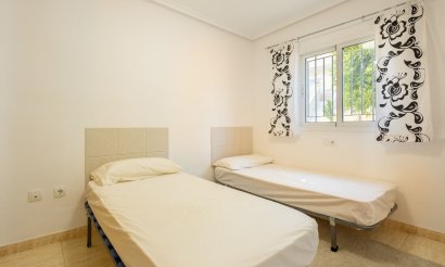 Resale - Apartment / flat - Orihuela Costa - Playa Flamenca