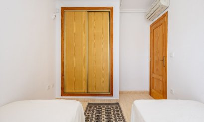 Resale - Apartment / flat - Orihuela Costa - Playa Flamenca