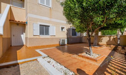 Resale - Apartment / flat - Orihuela Costa - Playa Flamenca