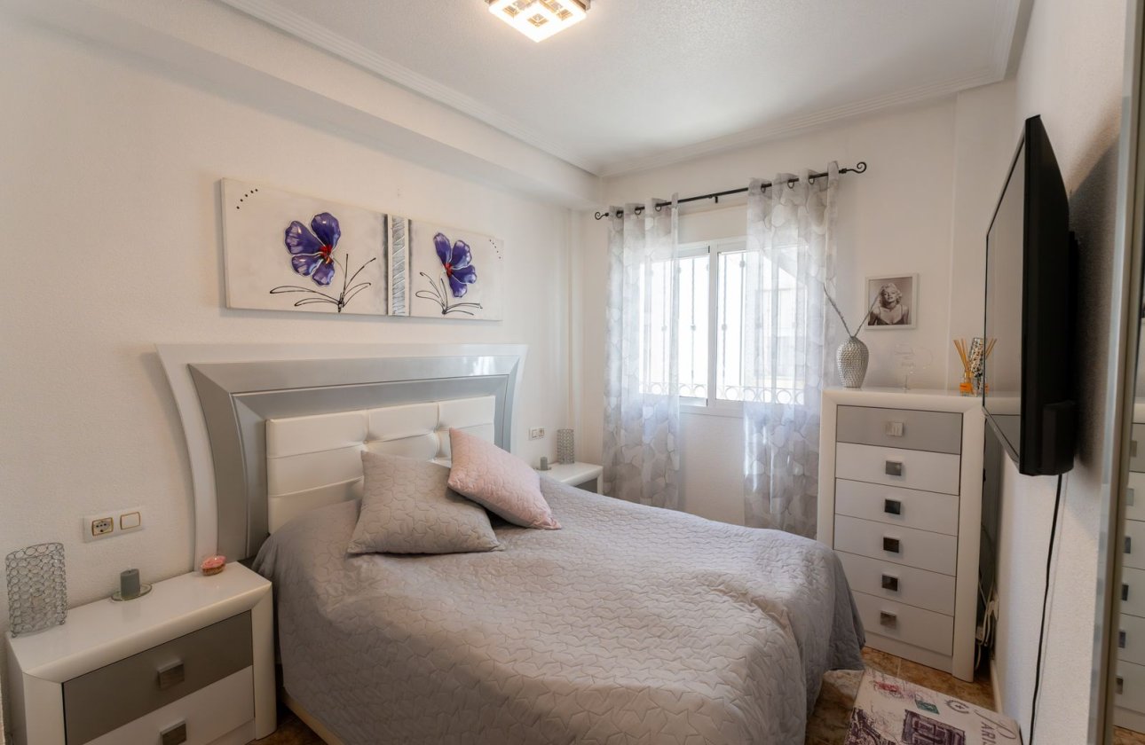 Resale - Townhouse - Punta Prima