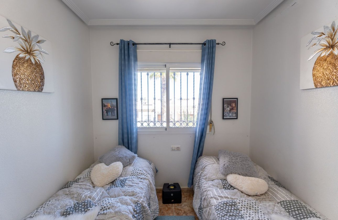 Resale - Townhouse - Punta Prima