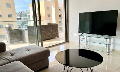 Resale - Apartment / flat - Orihuela Costa - Villamartín