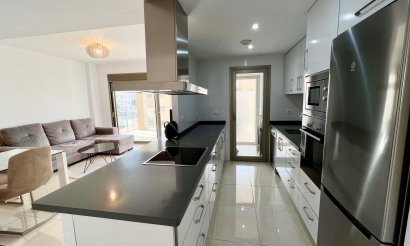 Resale - Apartment / flat - Orihuela Costa - Villamartín