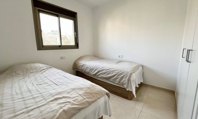 Resale - Apartment / flat - Orihuela Costa - Villamartín