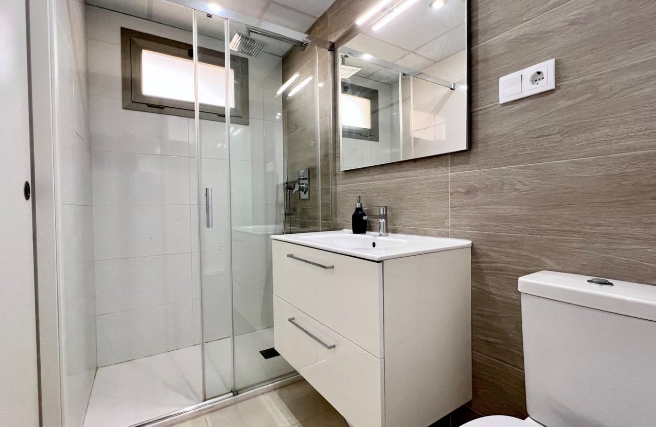 Resale - Apartment / flat - Orihuela Costa - Villamartín