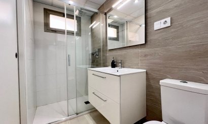 Resale - Apartment / flat - Orihuela Costa - Villamartín