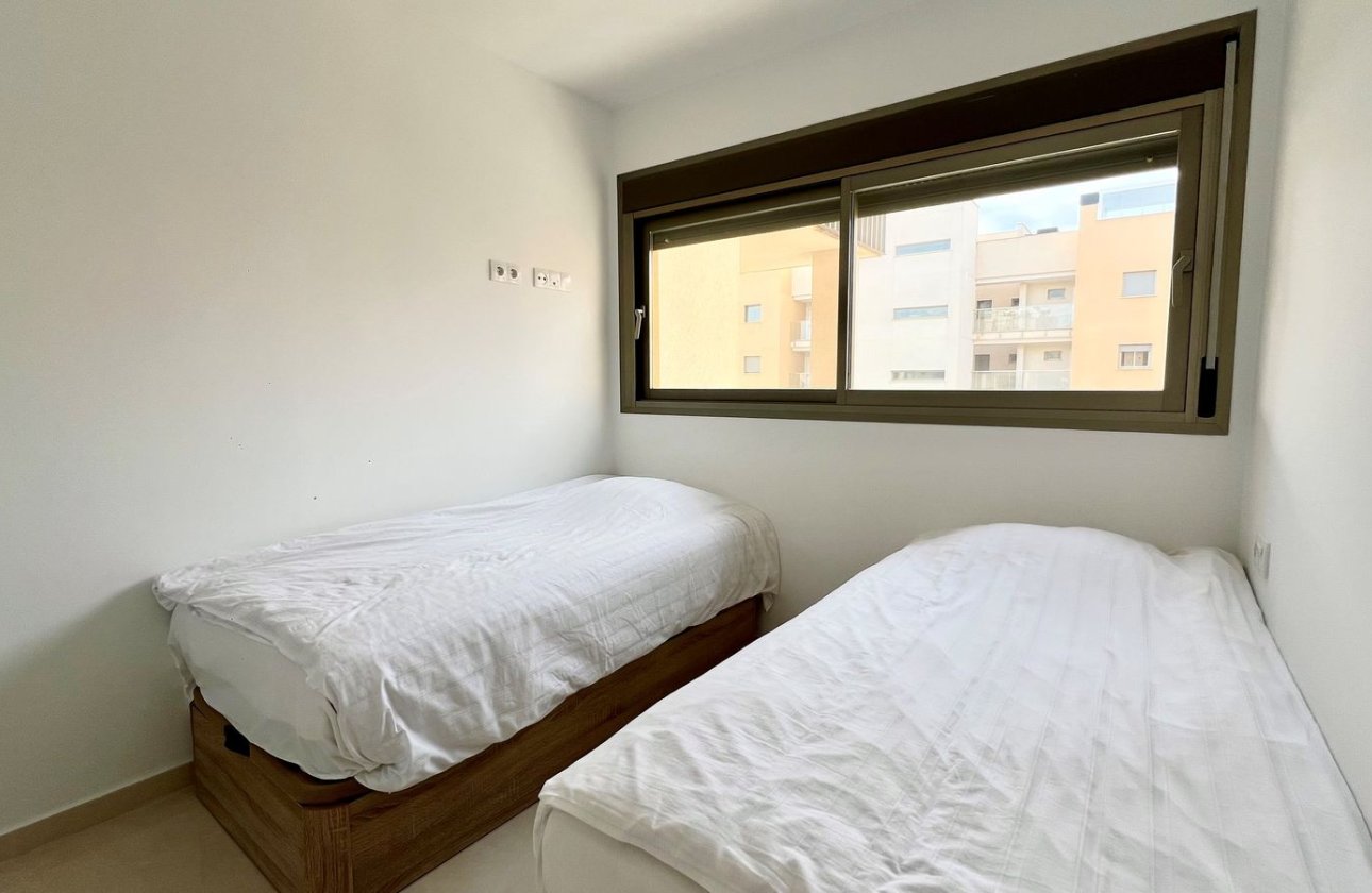 Resale - Apartment / flat - Orihuela Costa - Villamartín