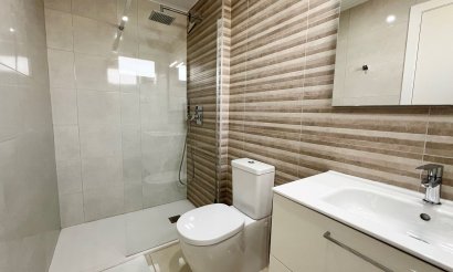 Resale - Apartment / flat - Orihuela Costa - Villamartín