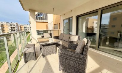 Resale - Apartment / flat - Orihuela Costa - Villamartín