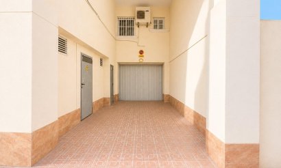 Location à long terme - Garage - Torrevieja - Centro