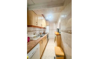 Resale - Bungalow - Torrevieja - Urb. Rosaleda