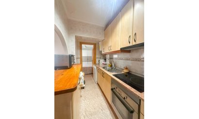 Resale - Bungalow - Torrevieja - Urb. Rosaleda