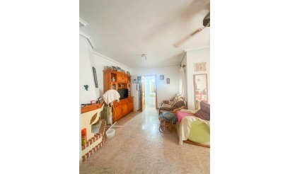 Resale - Bungalow - Torrevieja - Urb. Rosaleda