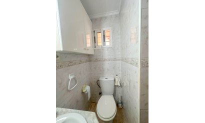 Resale - Bungalow - Torrevieja - Urb. Rosaleda