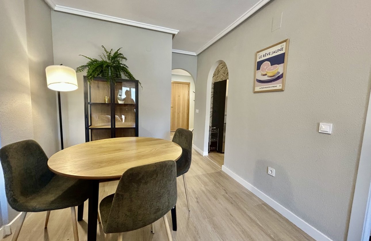 Reventa - Apartamento / piso - Torrevieja