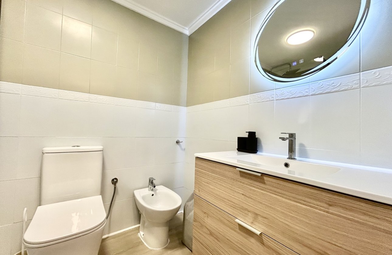 Reventa - Apartamento / piso - Torrevieja