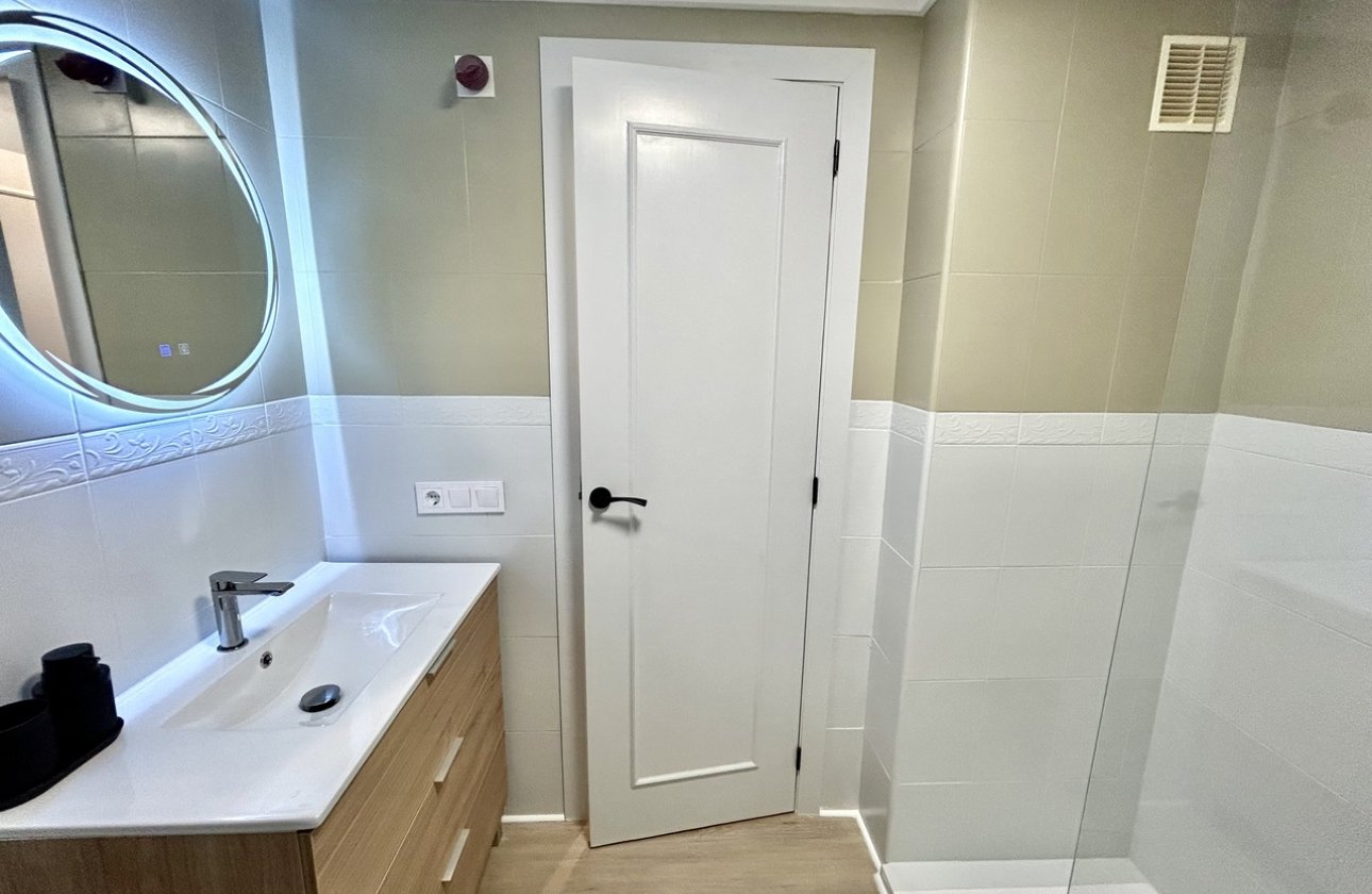 Reventa - Apartamento / piso - Torrevieja