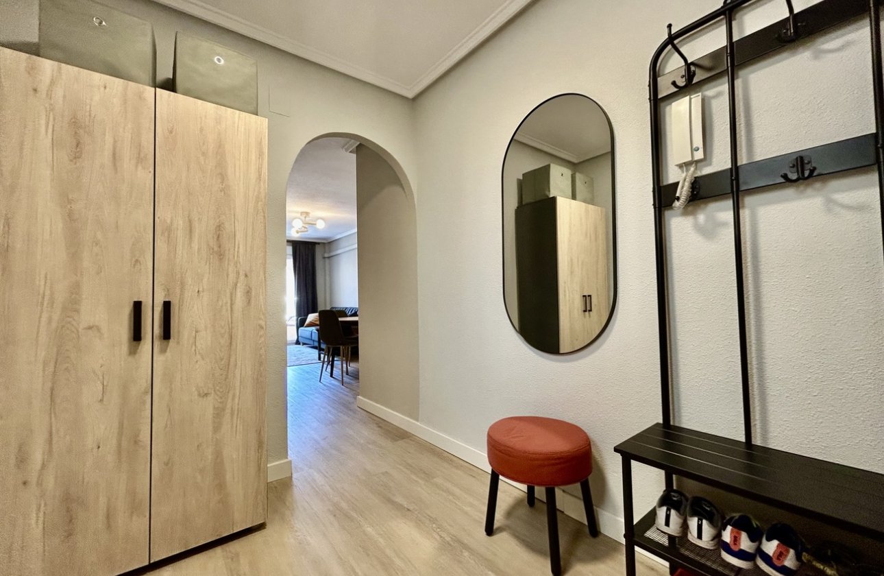 Reventa - Apartamento / piso - Torrevieja