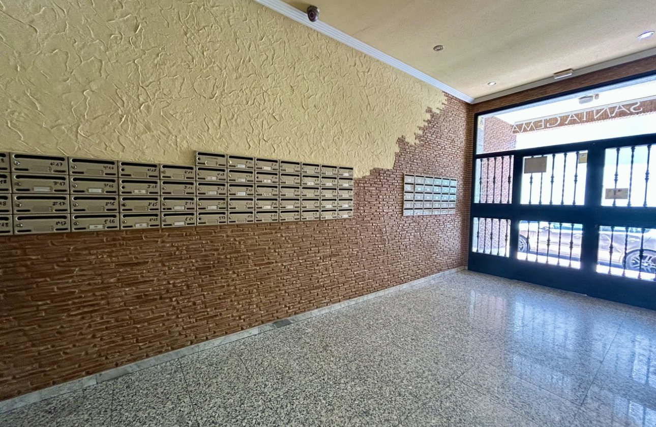 Reventa - Apartamento / piso - Torrevieja