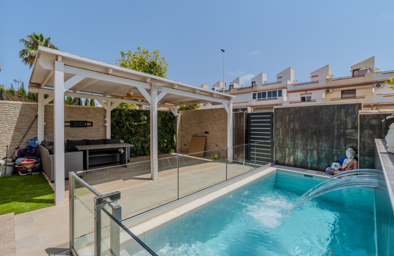 Resale - Villa - Torrevieja - Torreta - Florida