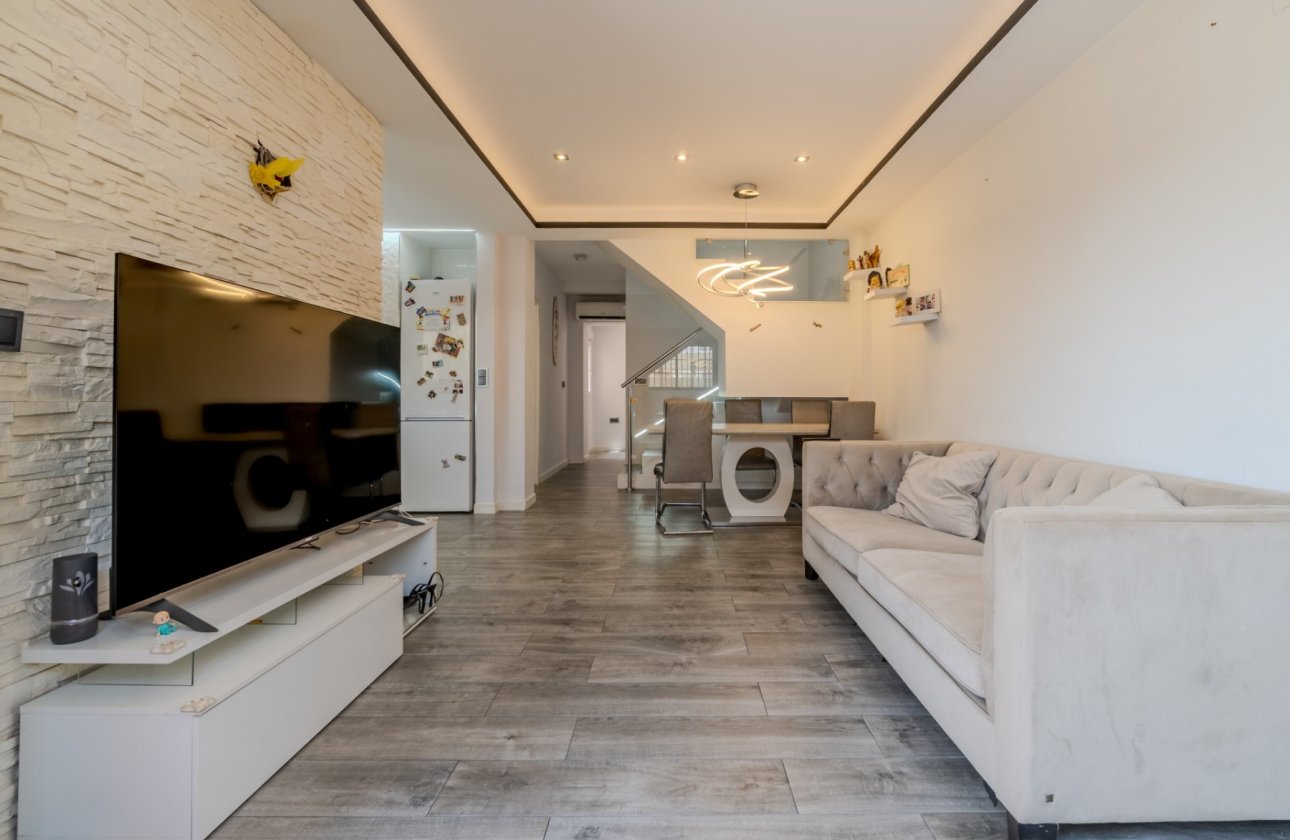 Resale - Villa - Torrevieja - Torreta - Florida