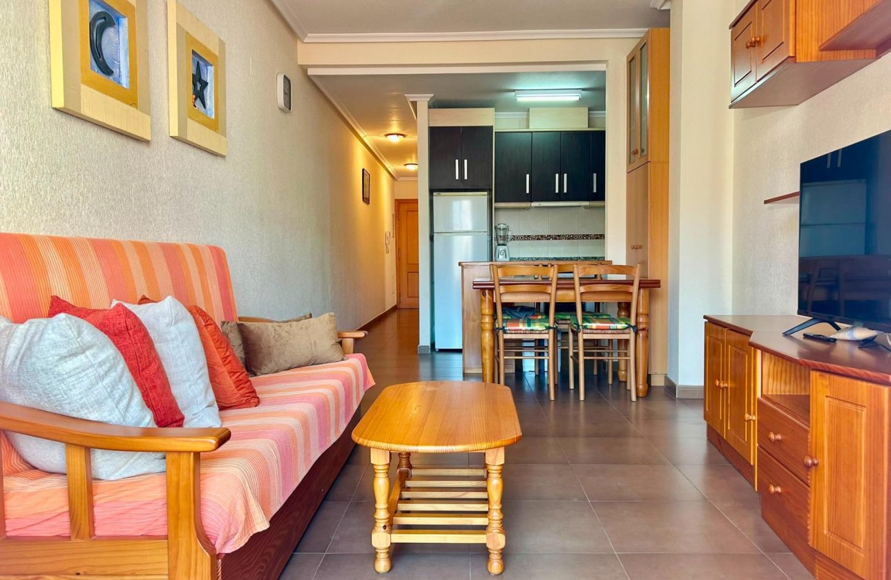 Reventa - Apartamento / piso - Torrevieja - Centro