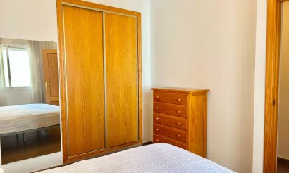 Reventa - Apartamento / piso - Torrevieja - Centro