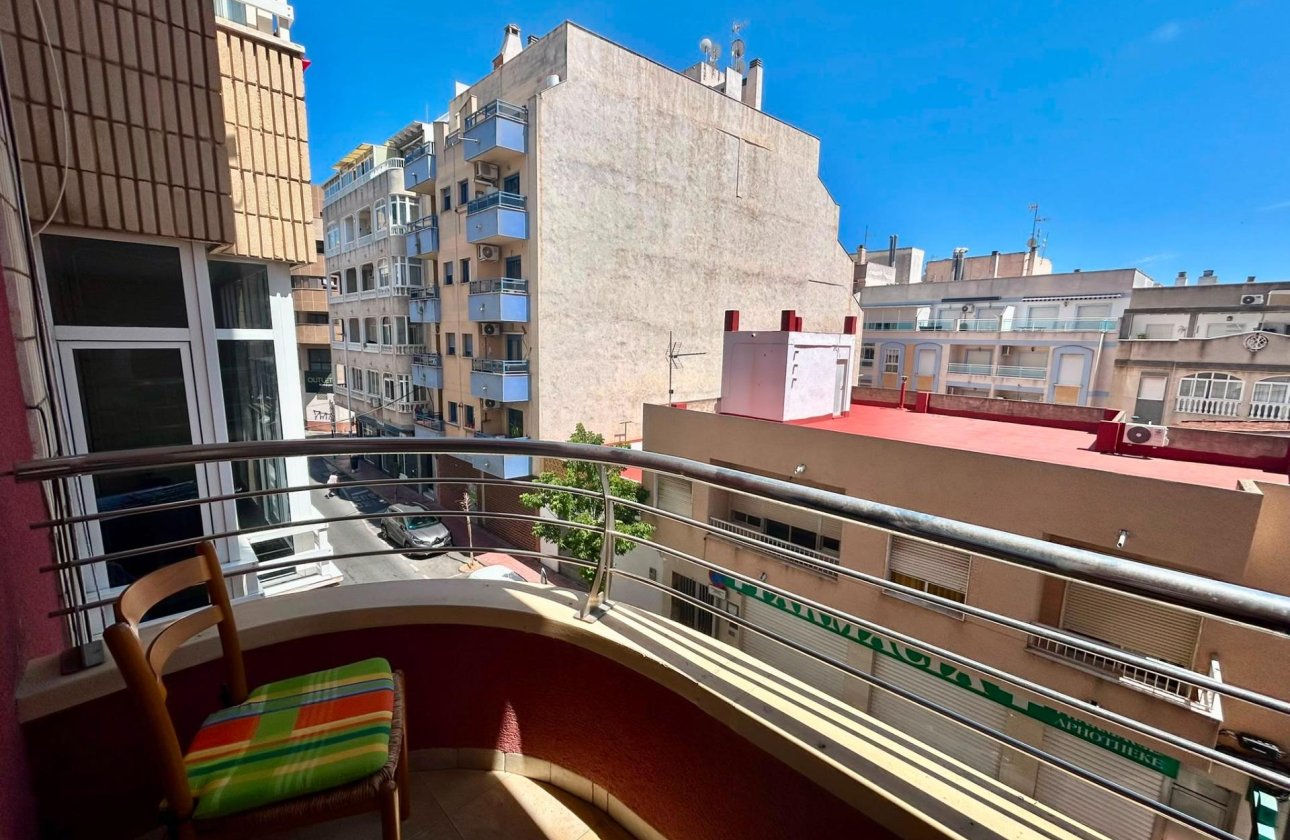 Reventa - Apartamento / piso - Torrevieja - Centro