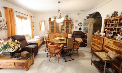 Resale - Bungalow - Torrevieja - Acequion