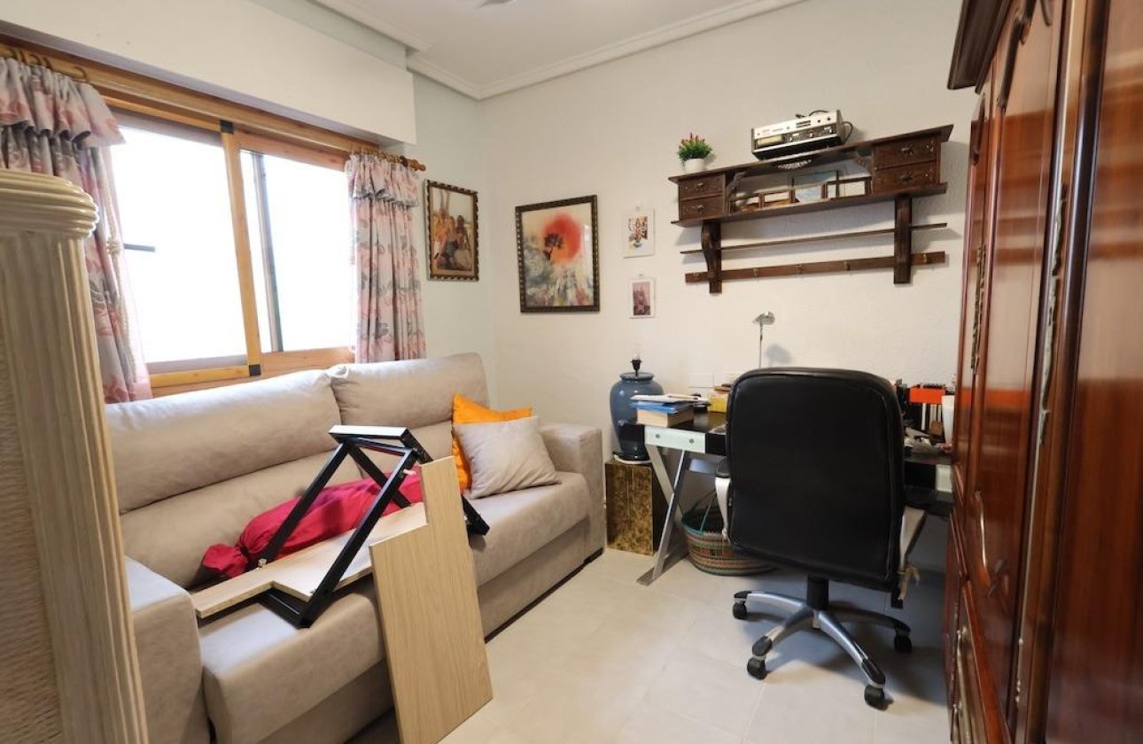 Resale - Bungalow - Torrevieja - Acequion