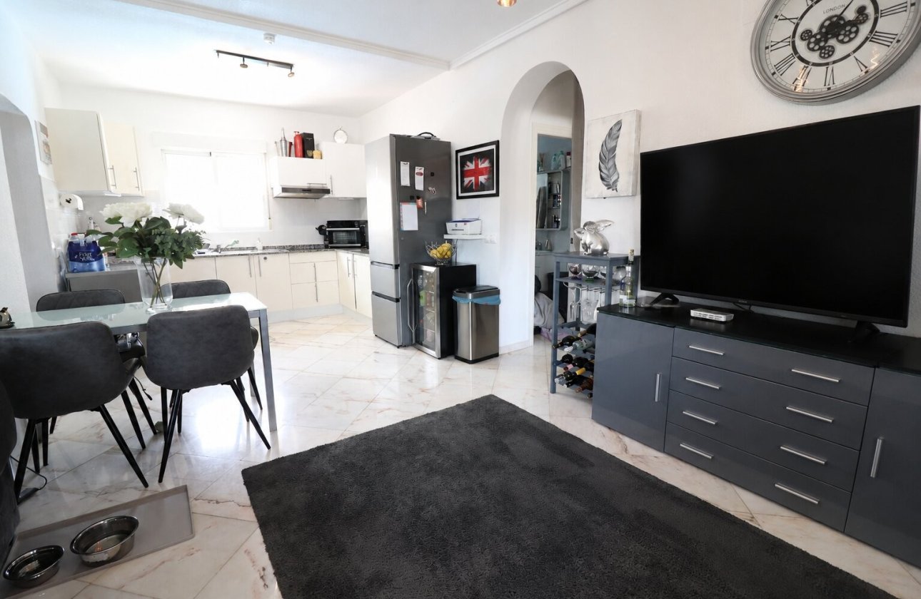 Resale - Villa - Orihuela Costa - Villamartin