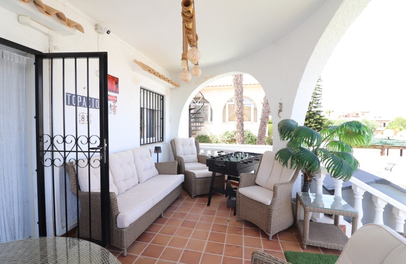 Resale - Villa - Orihuela Costa - Villamartin