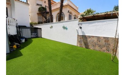 Resale - Villa - Orihuela Costa - Villamartin